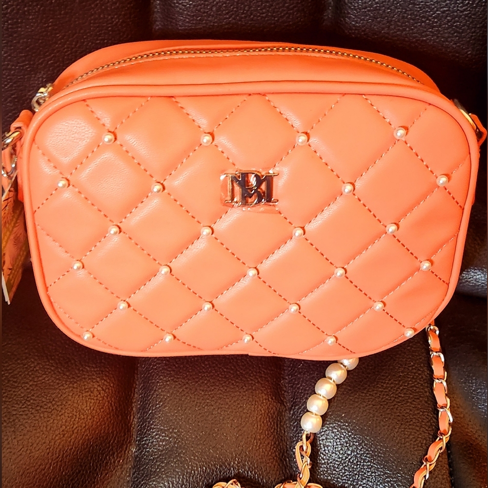 Badgley Mischka Diamond Quilted Purse with Pearls - NWT - Picture 3 of 10